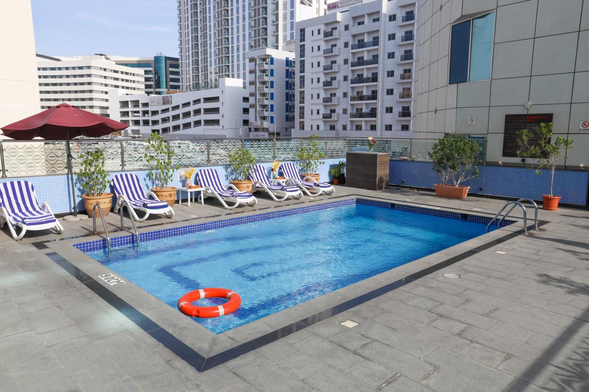 Omega Hotel Dubai Exterior foto