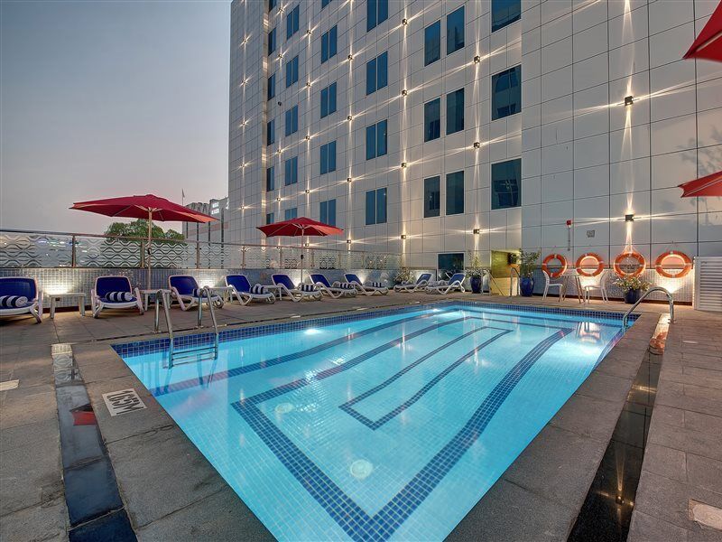Omega Hotel Dubai Exterior foto