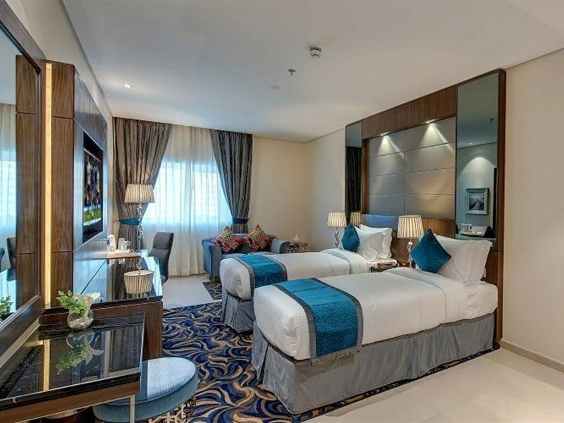 Omega Hotel Dubai Exterior foto